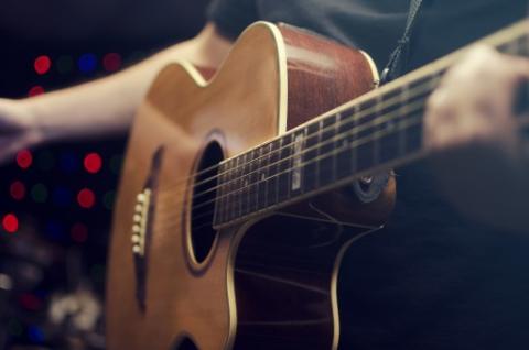 photo of an acoustic guitar